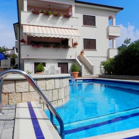 Apartments Villa Mirjam Poreč Exterior foto